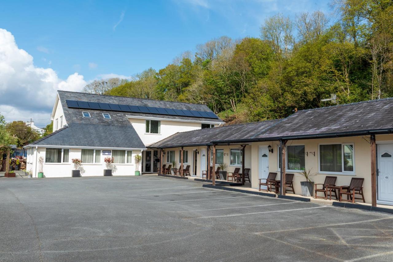 Estuary Lodge Motel B&B Talsarnau Екстериор снимка