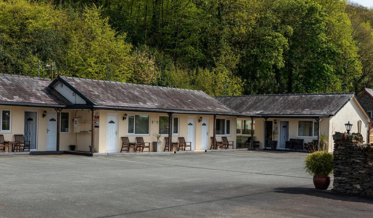 Estuary Lodge Motel B&B Talsarnau Екстериор снимка