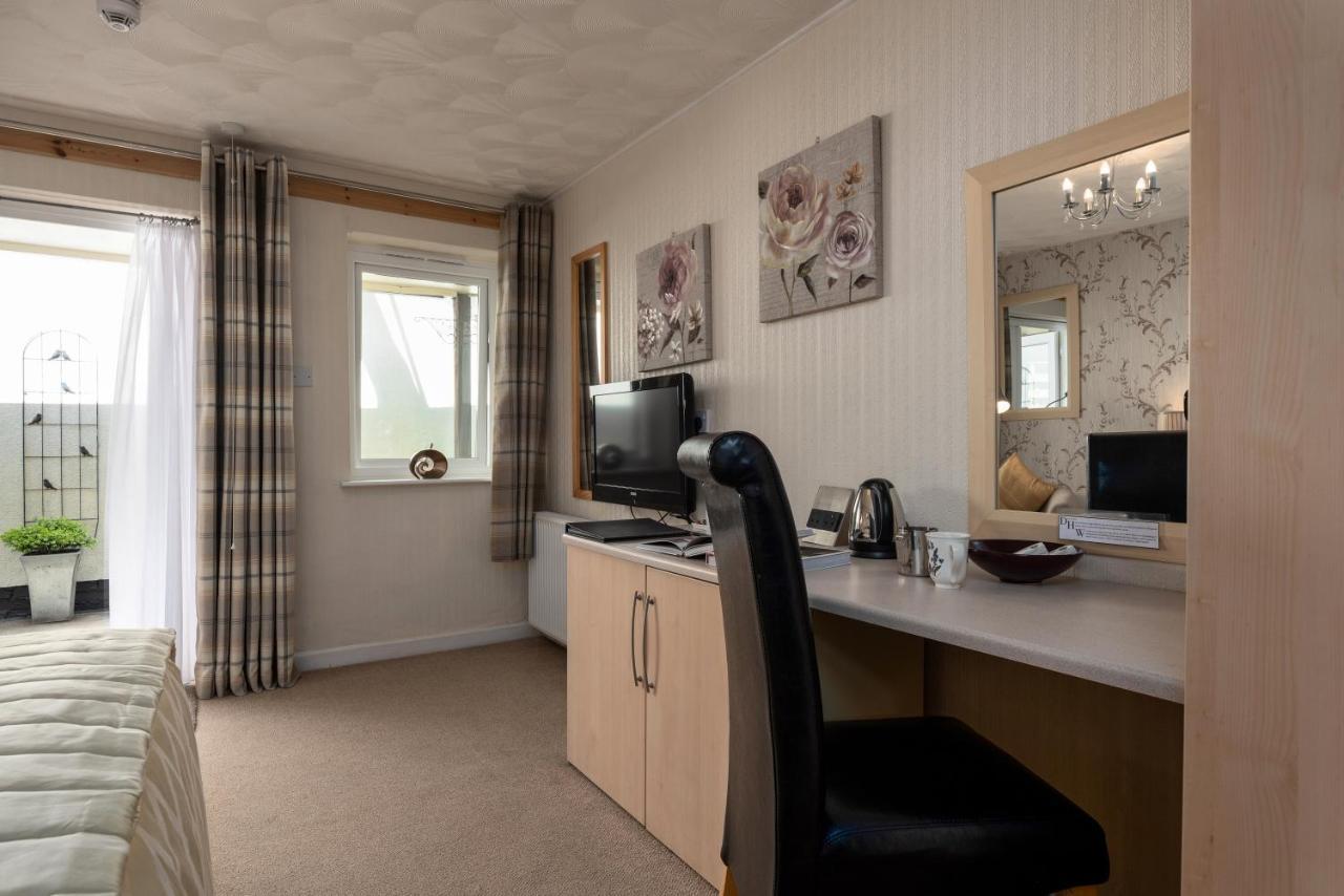 Estuary Lodge Motel B&B Talsarnau Екстериор снимка