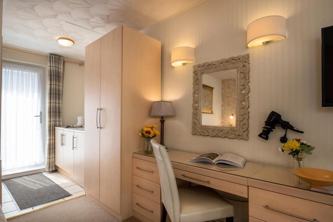 Estuary Lodge Motel B&B Talsarnau Екстериор снимка
