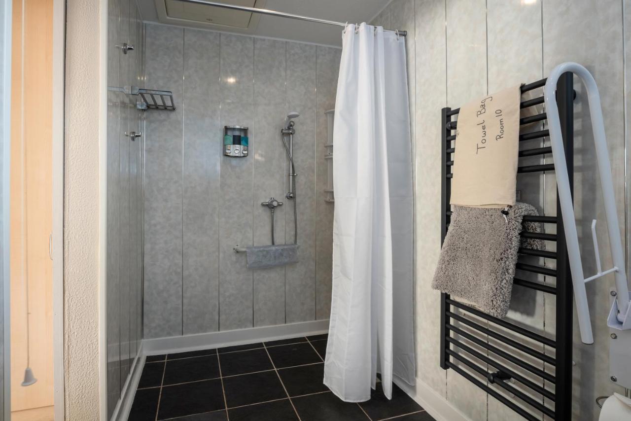 Estuary Lodge Motel B&B Talsarnau Екстериор снимка
