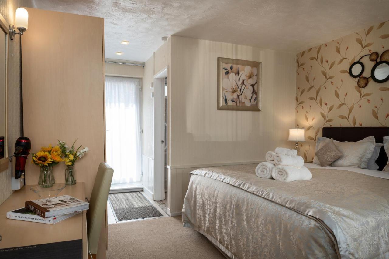 Estuary Lodge Motel B&B Talsarnau Екстериор снимка